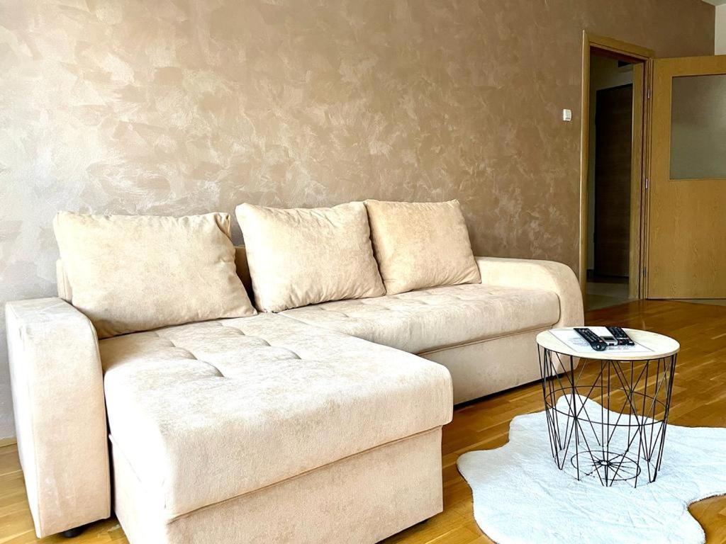 Naki Apartmani Podgorica Exterior photo